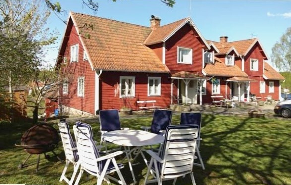Four-Bedroom Apartment with Lake View in Immeln
